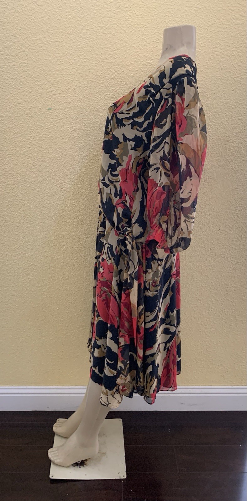 VTG SIASIA New York Size Small Multicolor Floral Print 2pc Matching Skirt Set
