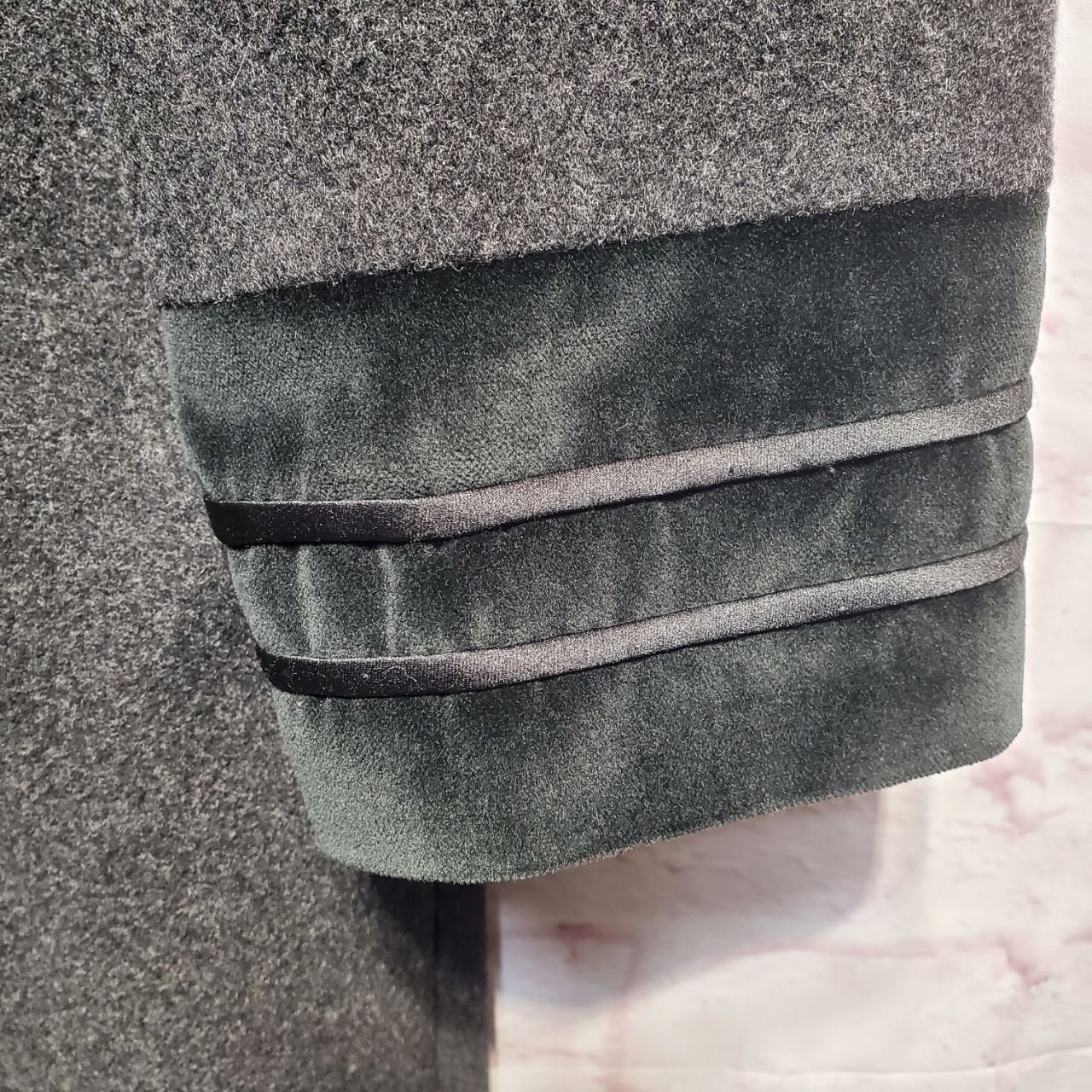 VTG Alorna Gray Wool Coat Trench Long Swing Velvet Trim Thick Warm USA Sz 16W