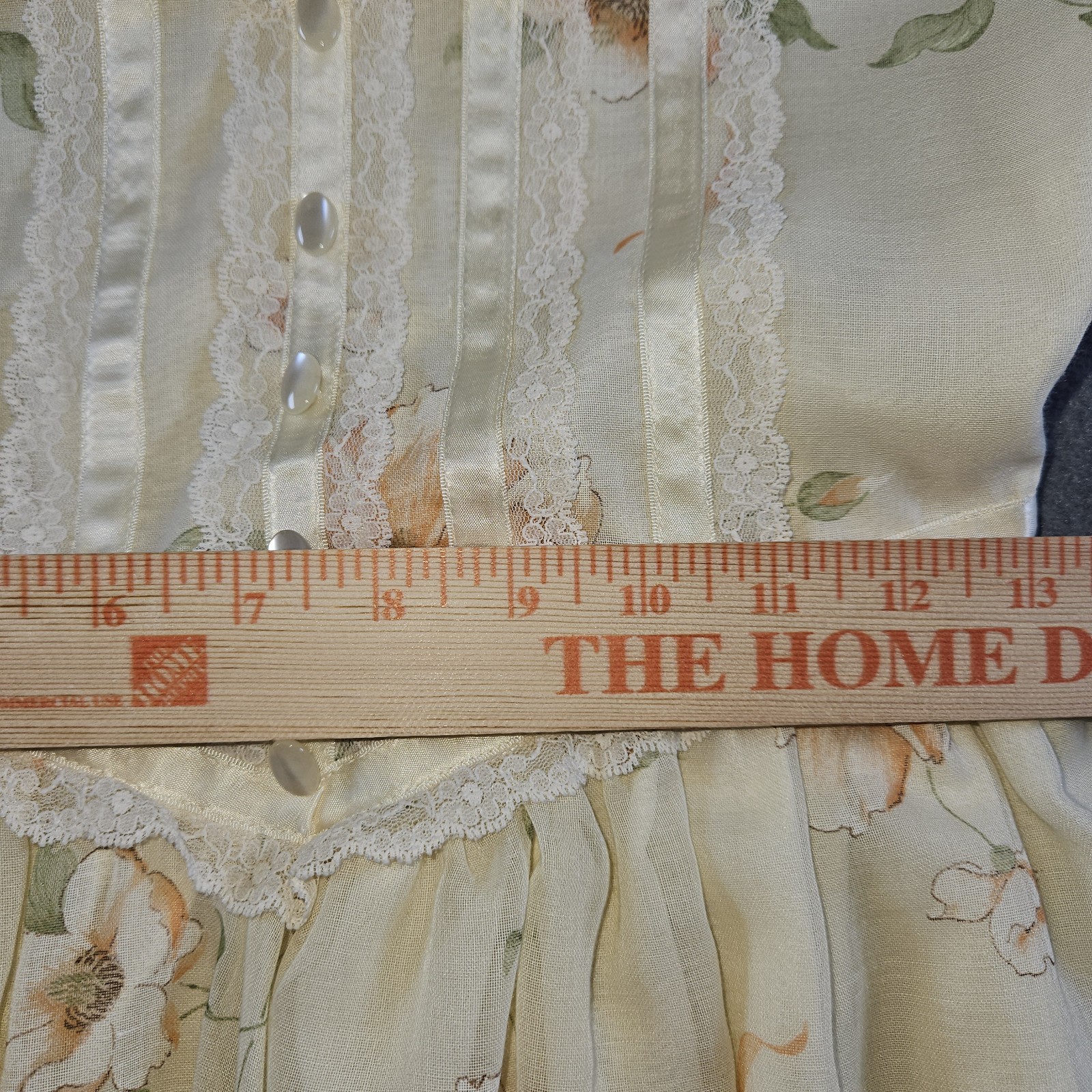 Vintage 70s/80s Prairie Dress Floral Cottagecore Maxi Lace Romantic Feminine
