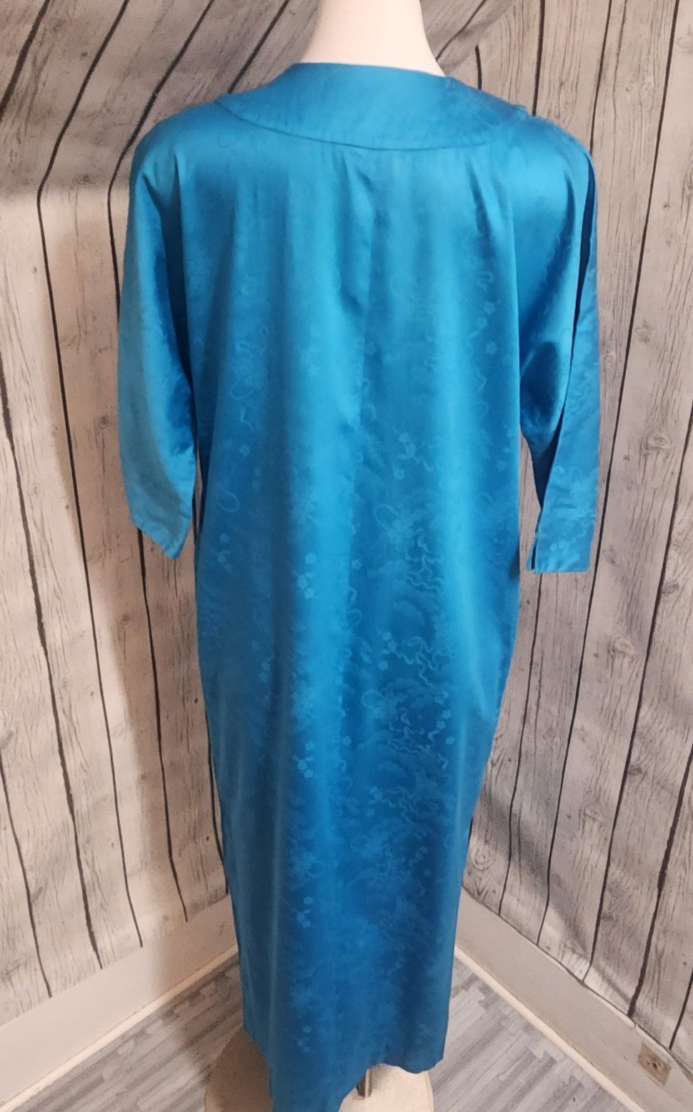 Vintage Mme. Butterfly Blue Japanese Kimono Style Dress Robe Silk Feel (M)