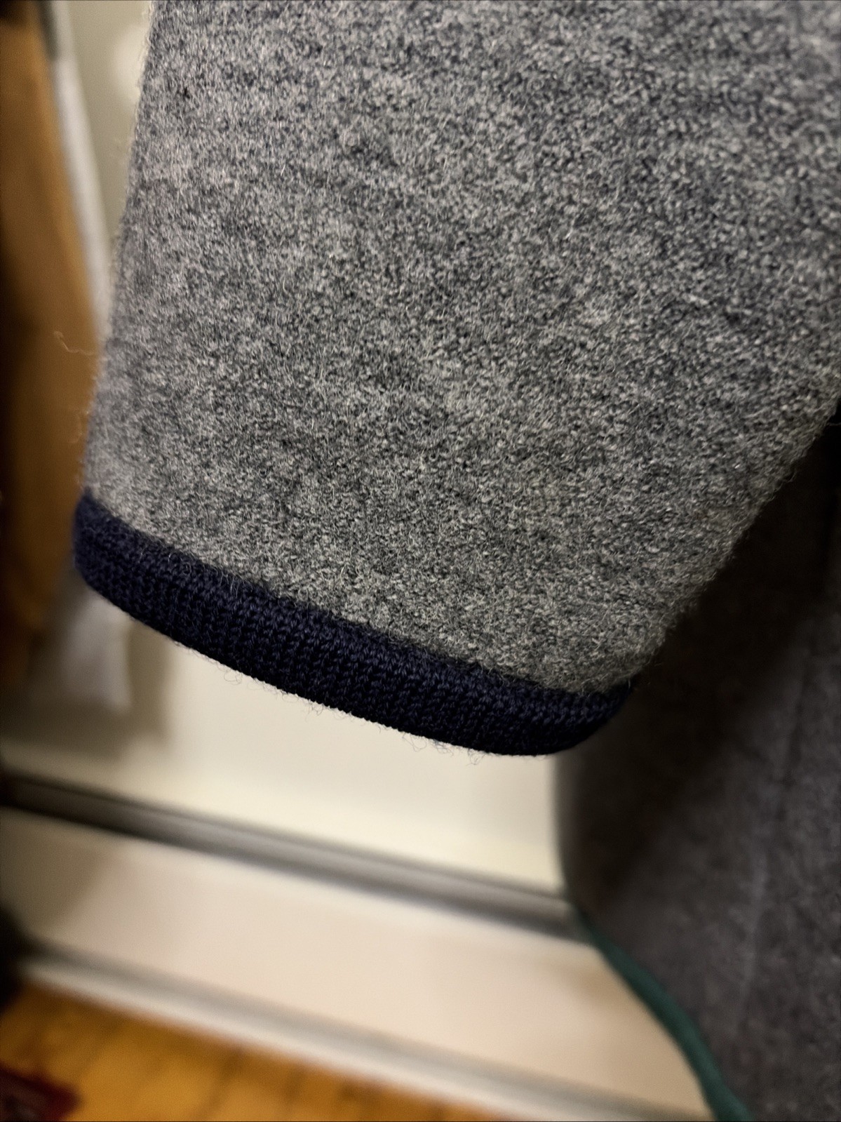 Gorgeous VTG 80s/90s Geiger 100% Wool Coat – Gray Green Blue Yellow Red W Sz 40