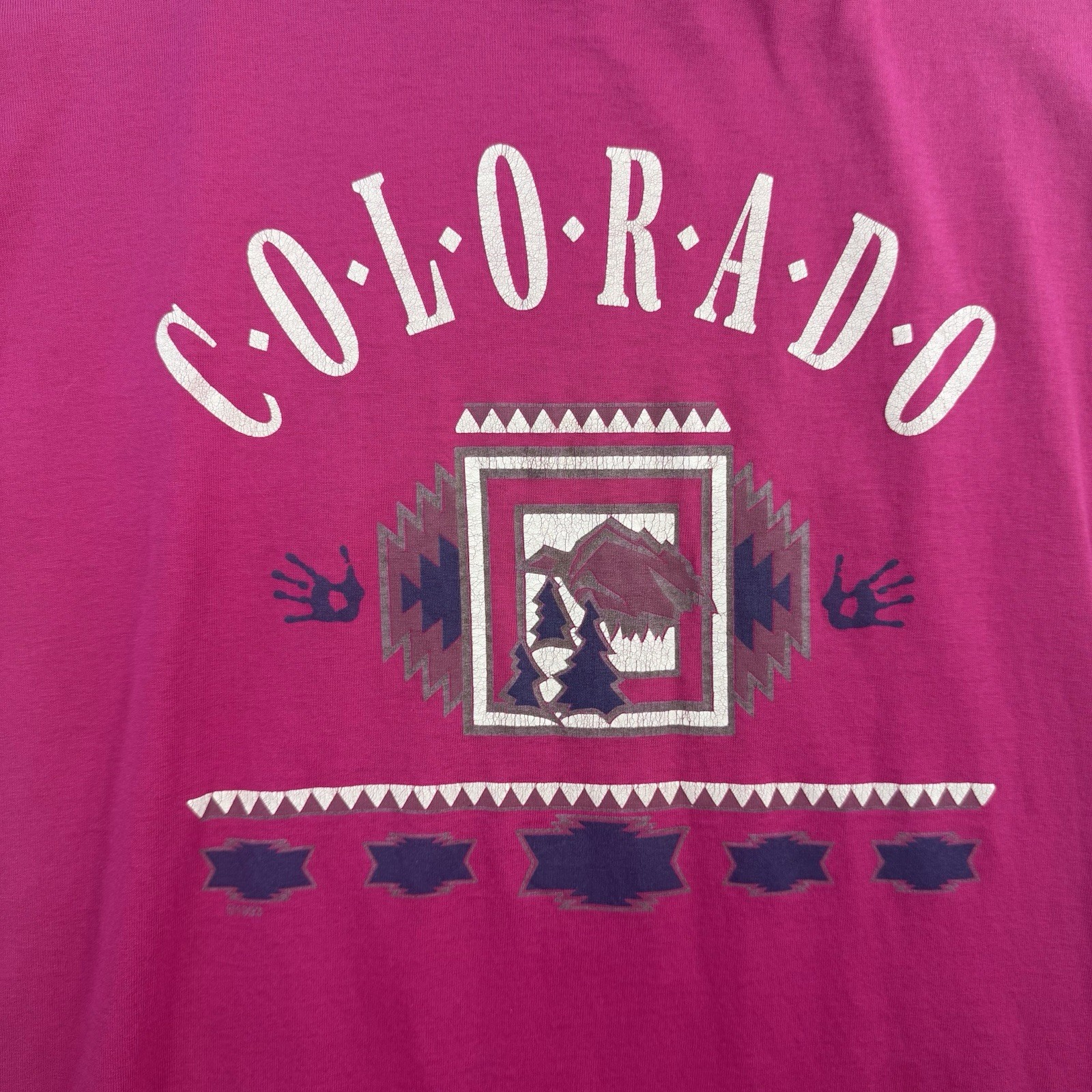 90s Vintage L Large Colorado Graphic T-Shirt Tee Pink Single Stitch Crew Neck