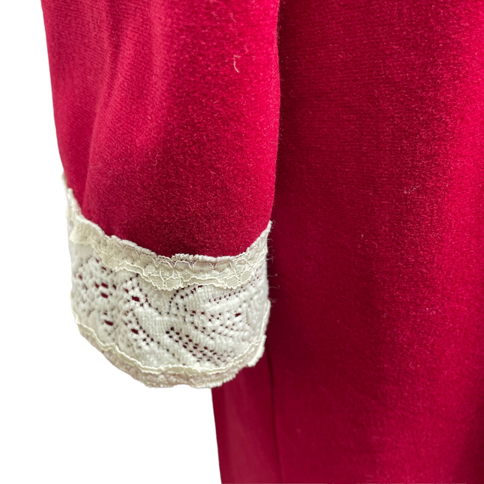 Vtg Vanity Fair Long Robe Women’s S Front Zip 2 Pockets Lace Neck and Cuffs USA