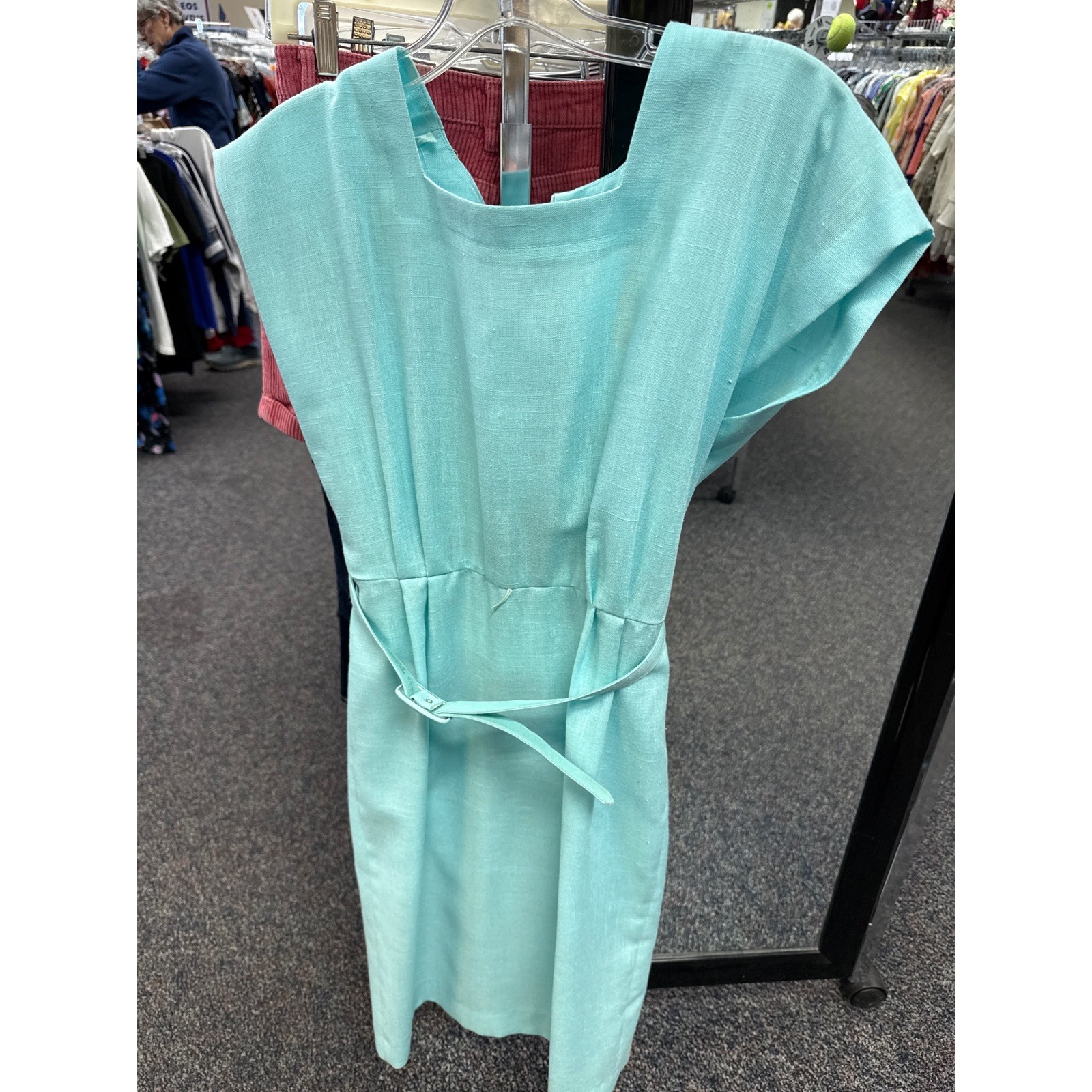 Caron Chicago EUC Vintage 60s Aqua Linen Mad Men Wiggle Dress Belted Sheath USA