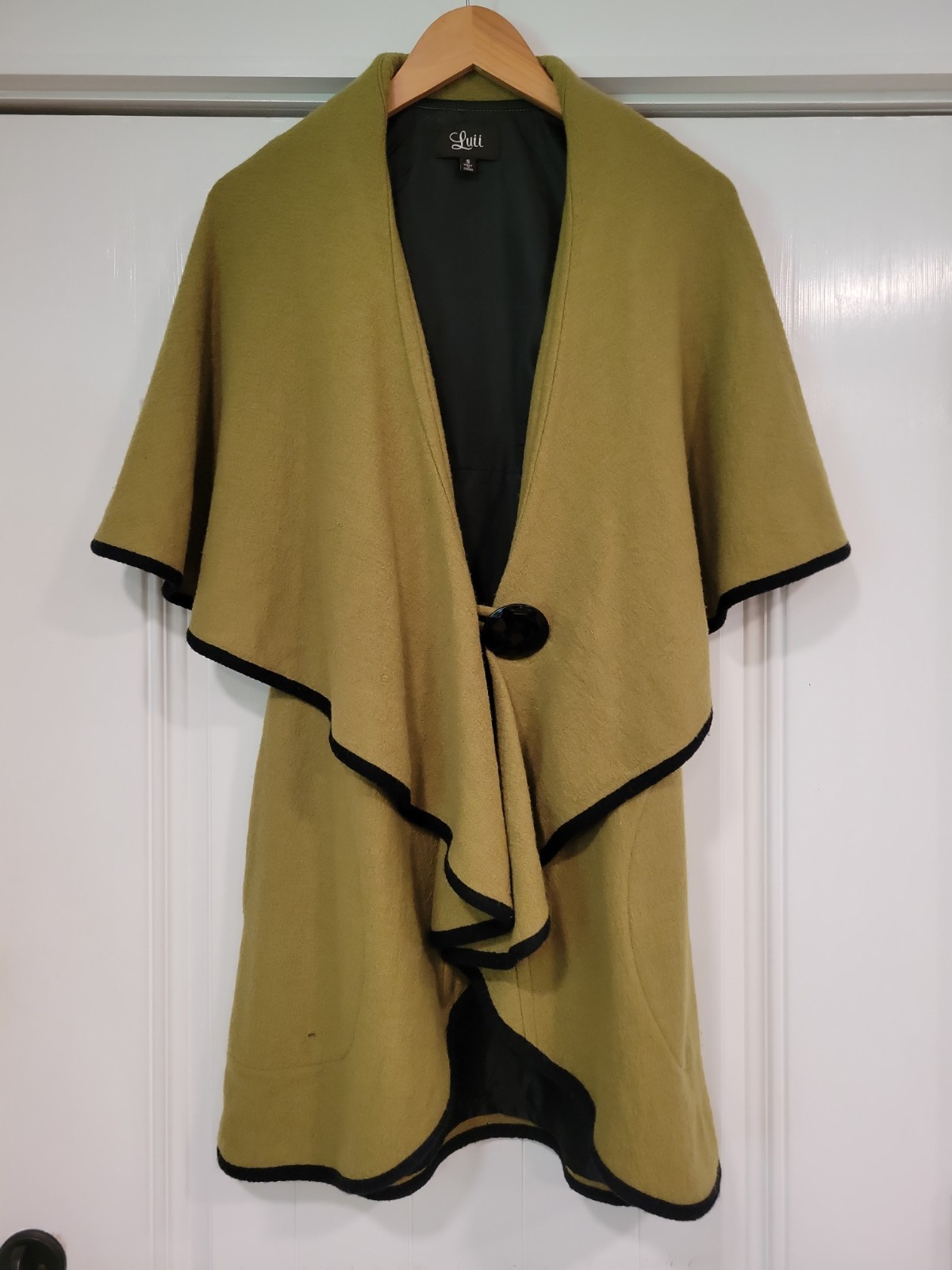 Vintage Luii Olive Green Wool Draped Waterfall Cape Jacket Coat Black Trim Sz S
