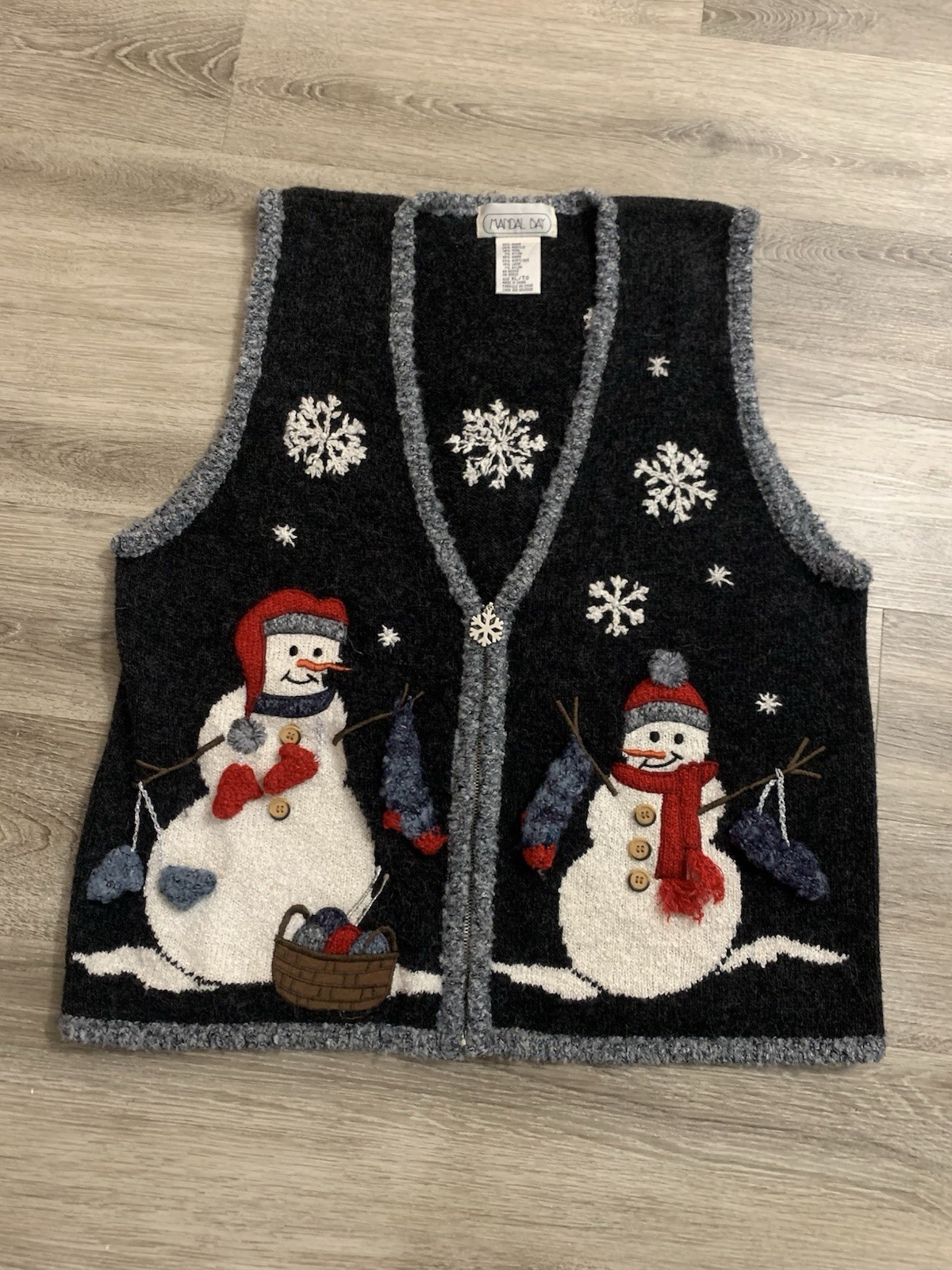 Vintage Hand Knit Snowman Sweater Vest Size XL