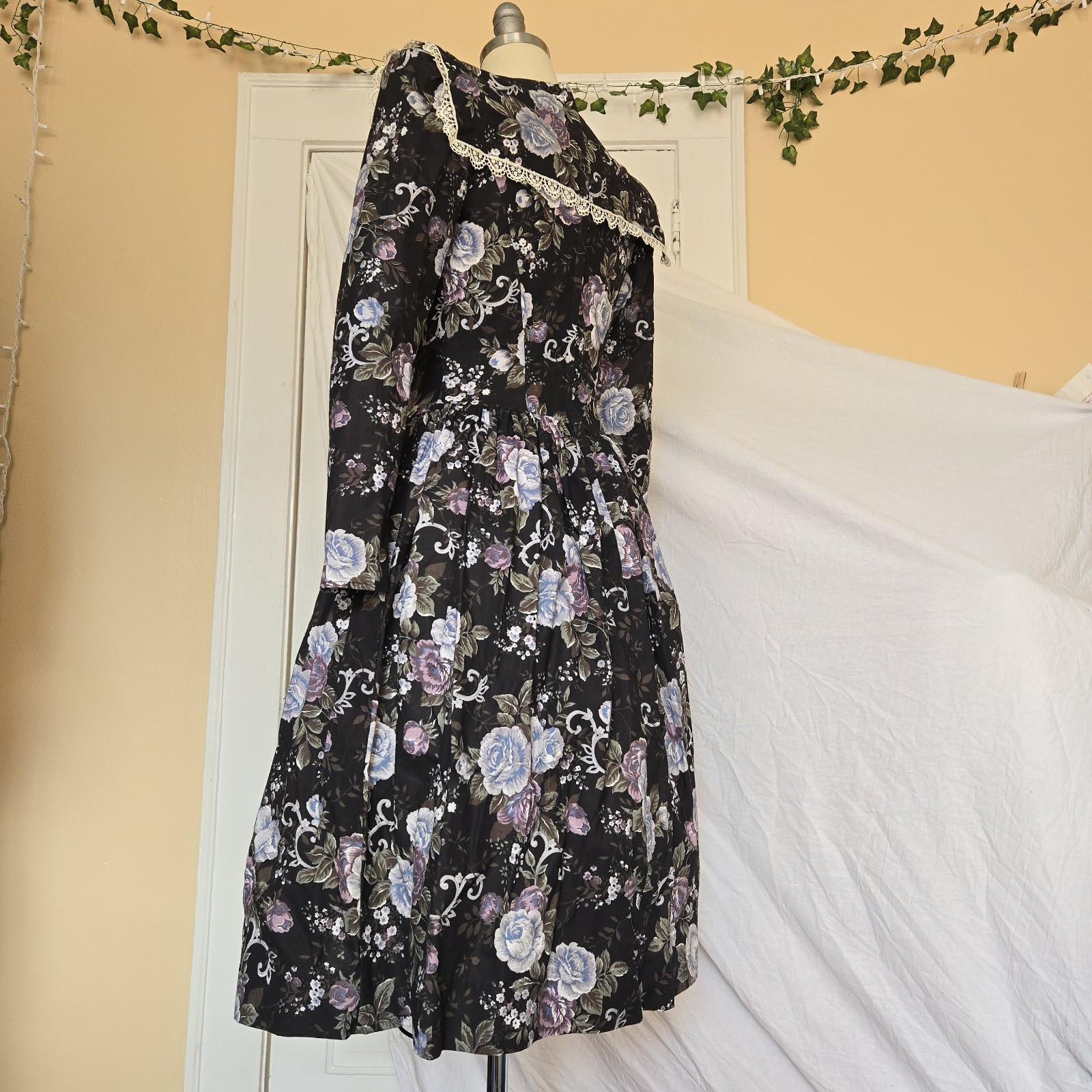 Gunne Sax 1980s Victorian Revival Floral Midi Dress in Black Floral Basque Waist