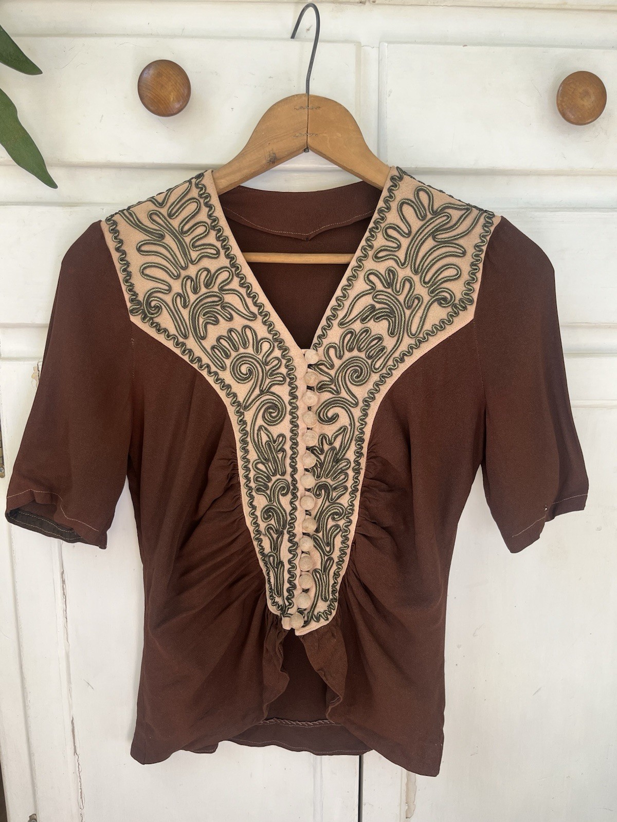 40s Art Deco Vintage Antique Brown Rayon Embroidered Soutache Gatsby Blouse Top