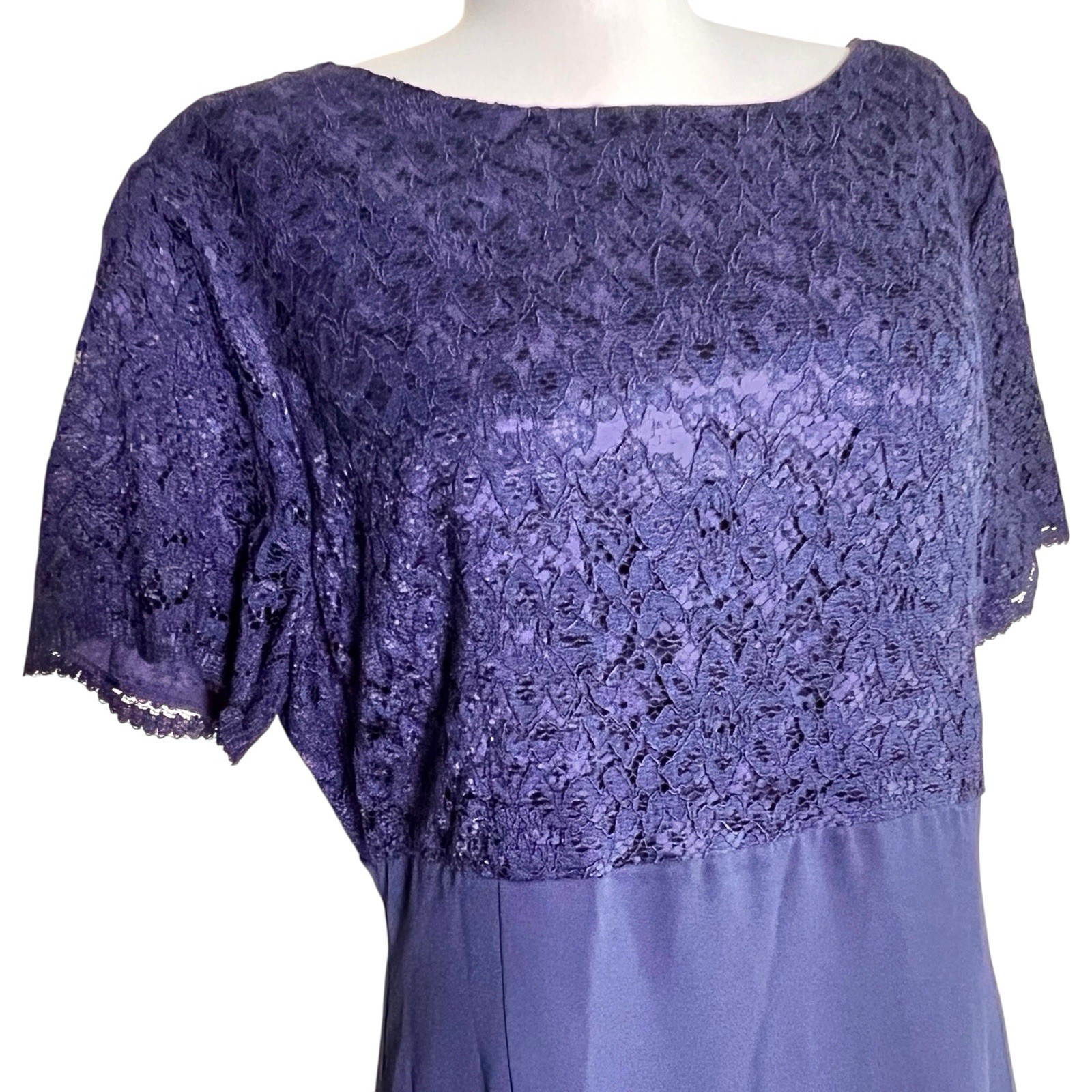 Vintage 1990s Lanz Of Salzburg Navy Lace Formal Gown Dress Large Needs Cleaning