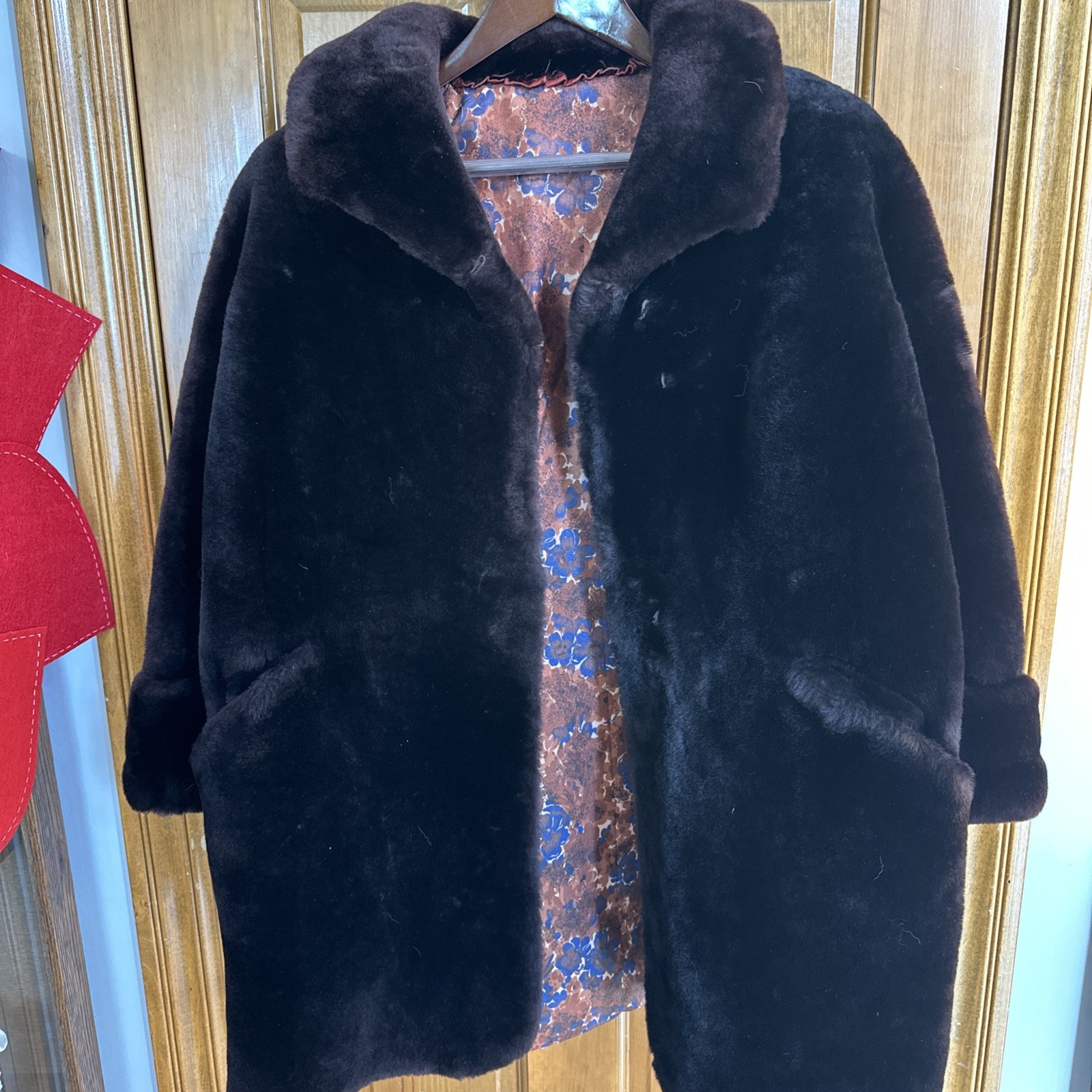 Vintage Mouton Lamb Fur Coat Dark Chocolate Brown Shawl Collar Cuffs Pkts Lined