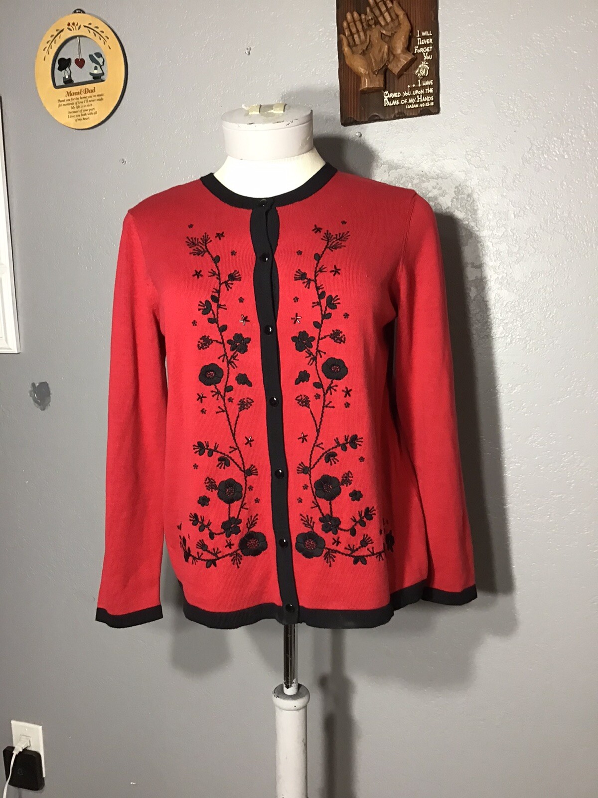 SERENGETI VINTAGE Floral Embroidered Cardigan,bead Accents Jewel Sz L Red