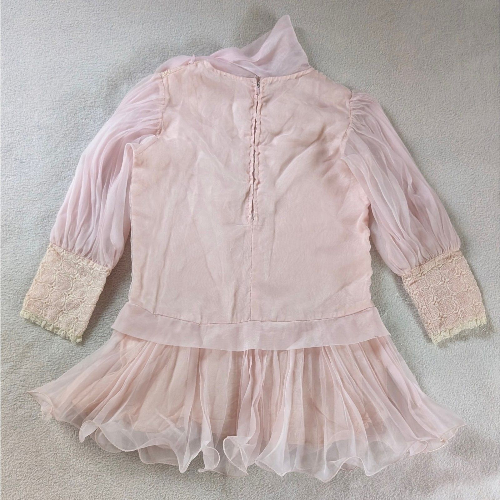 Vintage Chiffon Lace Puff Sleeve Blouse Girl’s/Women’s XXS Light Pastel Pink