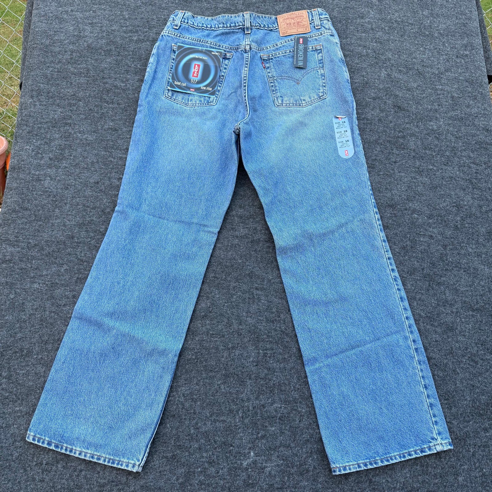 Levi’s 517 Boot Cut Jeans Y2K Mom Jeans , 16 Miss 34×32 Vintage Denim Deadstock