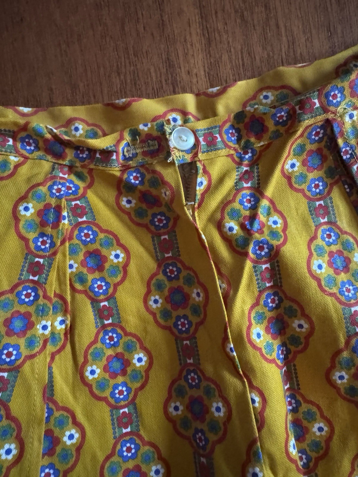 Vintage Flower Power Skort Skirt Yellow Pink Hippie Mod Scooter New NOS VTG