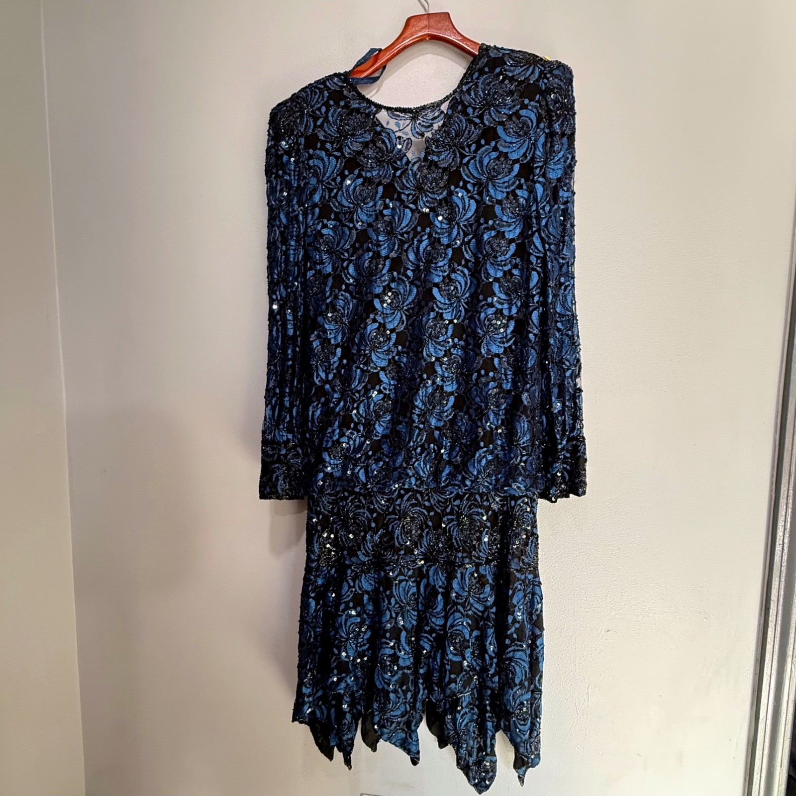 La Divina New York Vintage Beaded Floral Lace Drop Waist Dress Blue Black Rayon