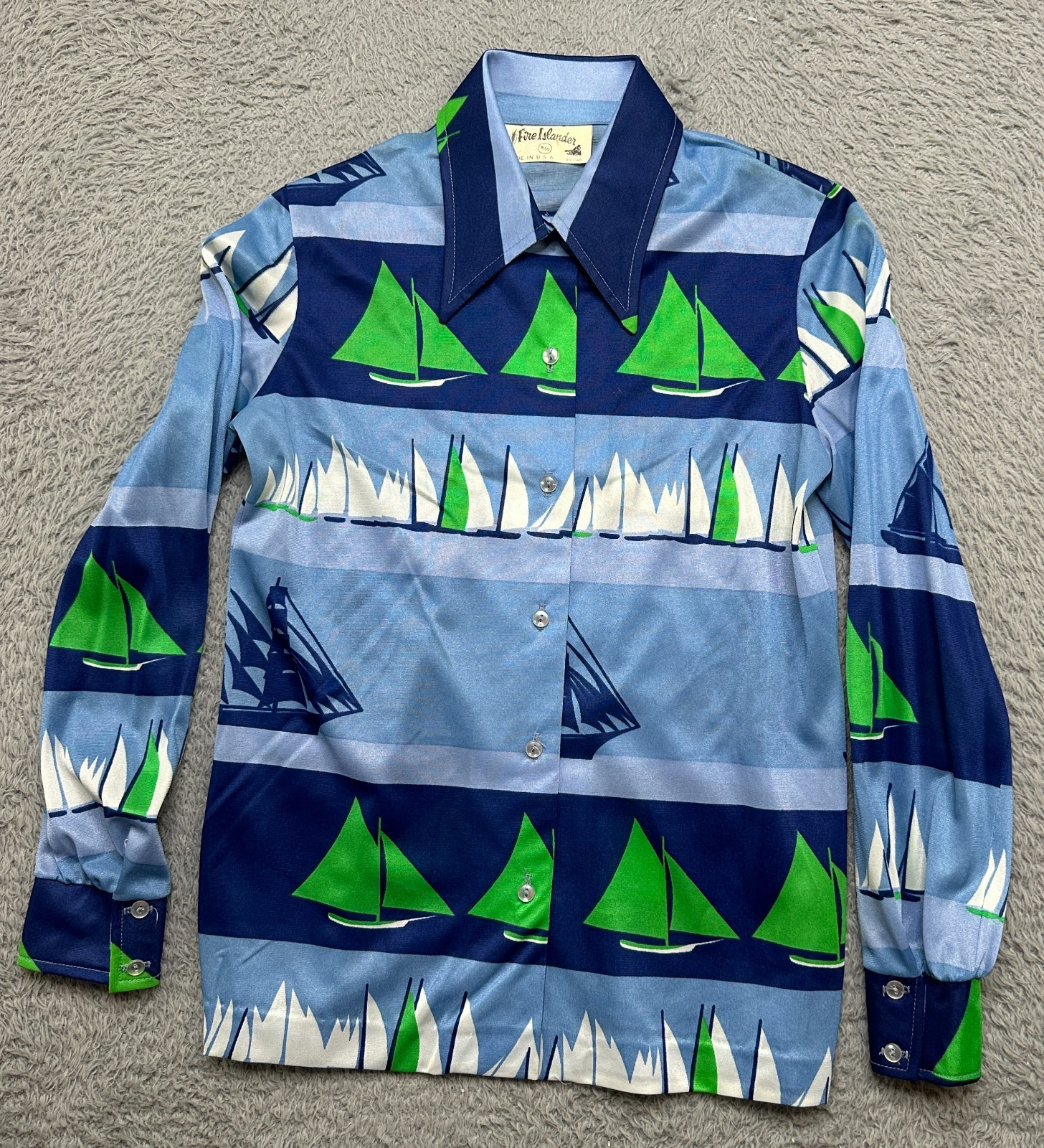 Vintage 70s Nylon Summer Shirt Womens 9/10 Blue Green Sailboat Disco Blouse USA