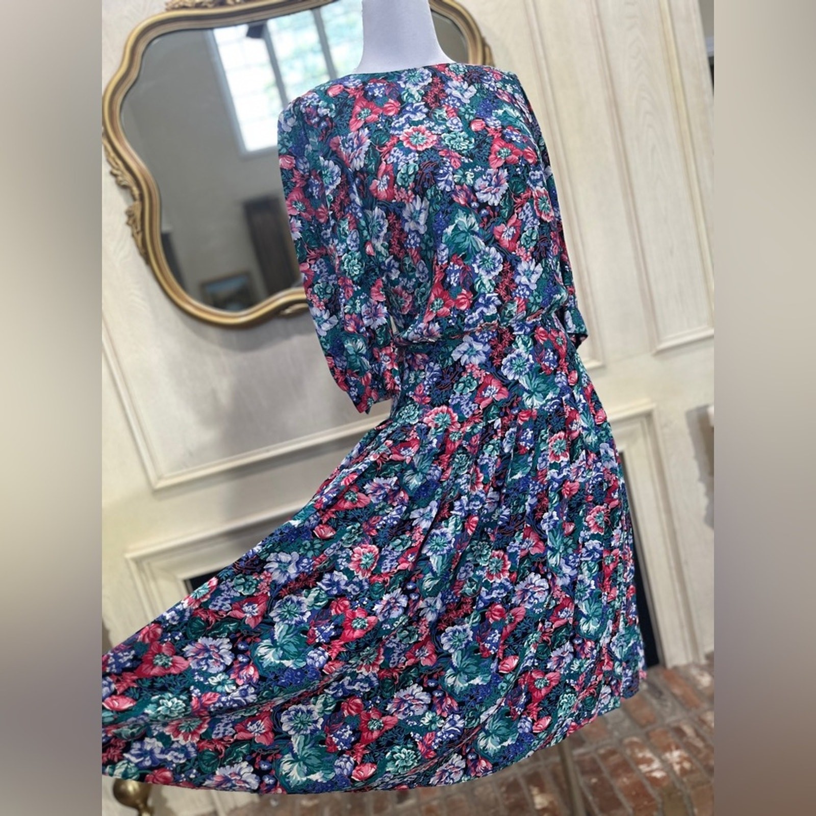 Vintage Karin Stevens Petites Floral Pleated Midi Dress Size 8 | Made in USA