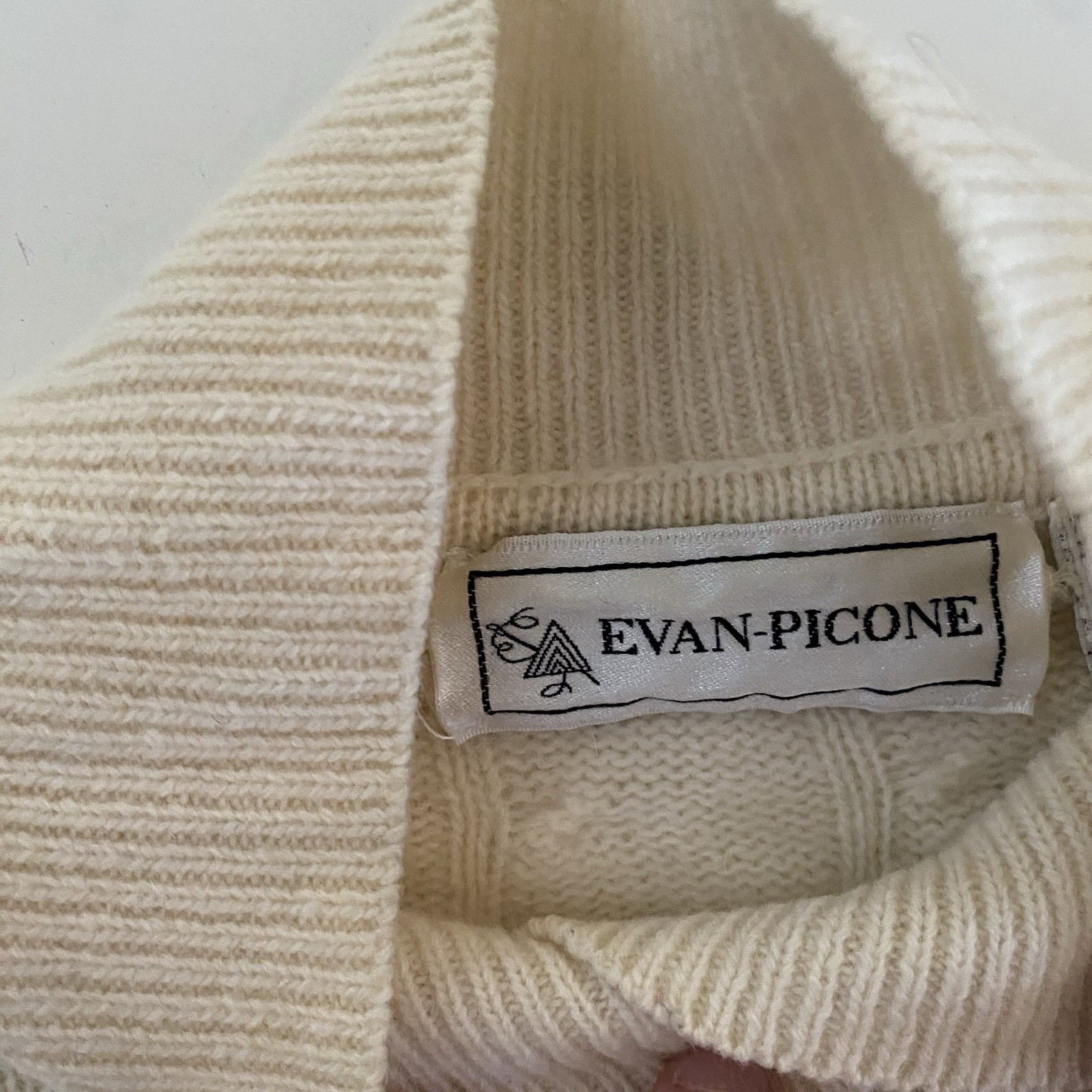 VTG Evan Picone Lambswool Angora L Sweater Mock Neck Cable Knit Soft Girl 60s 70