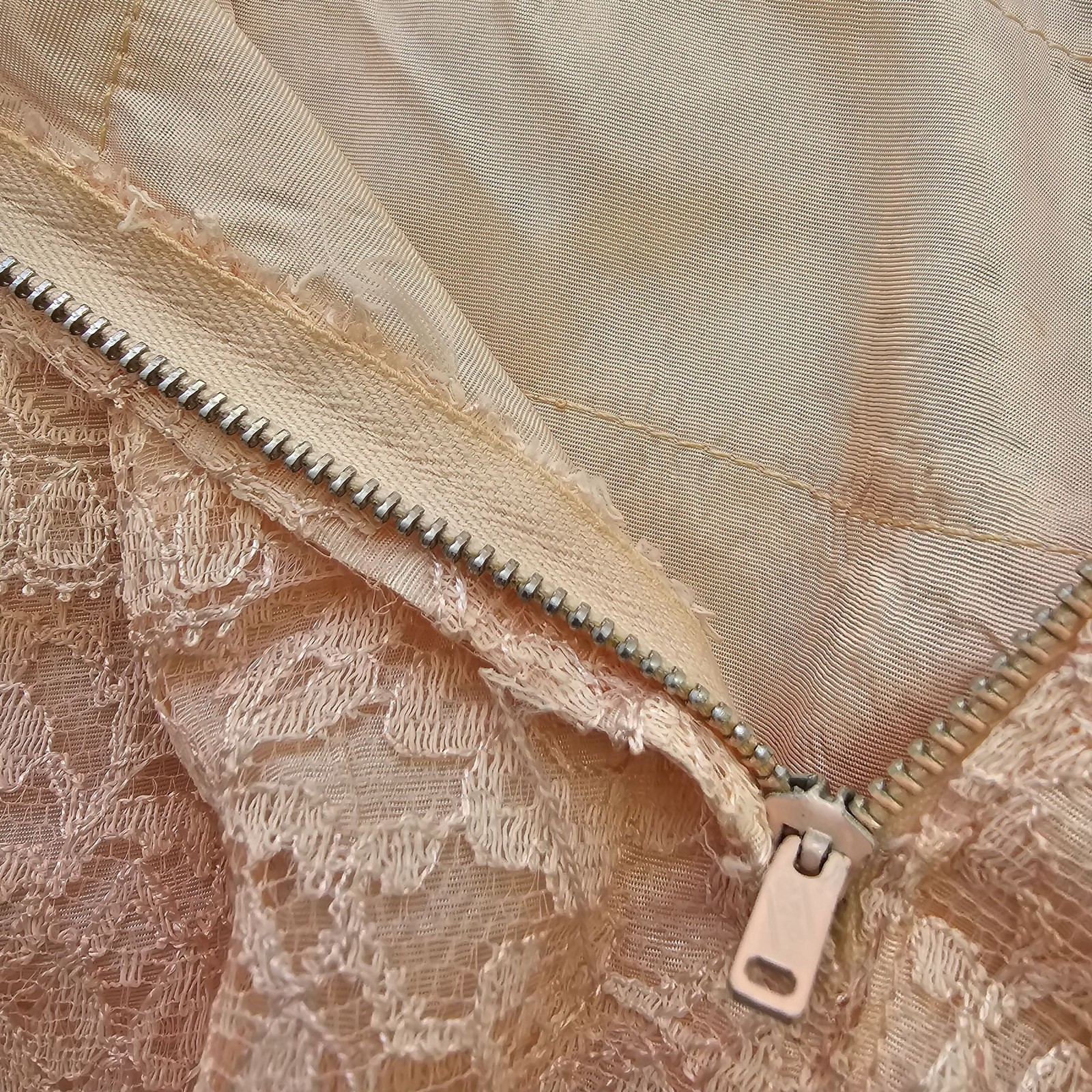 Vintage 50s Handmade Lace Cocktail Dress 6-8 Blush Champagne Rhinestone Accents
