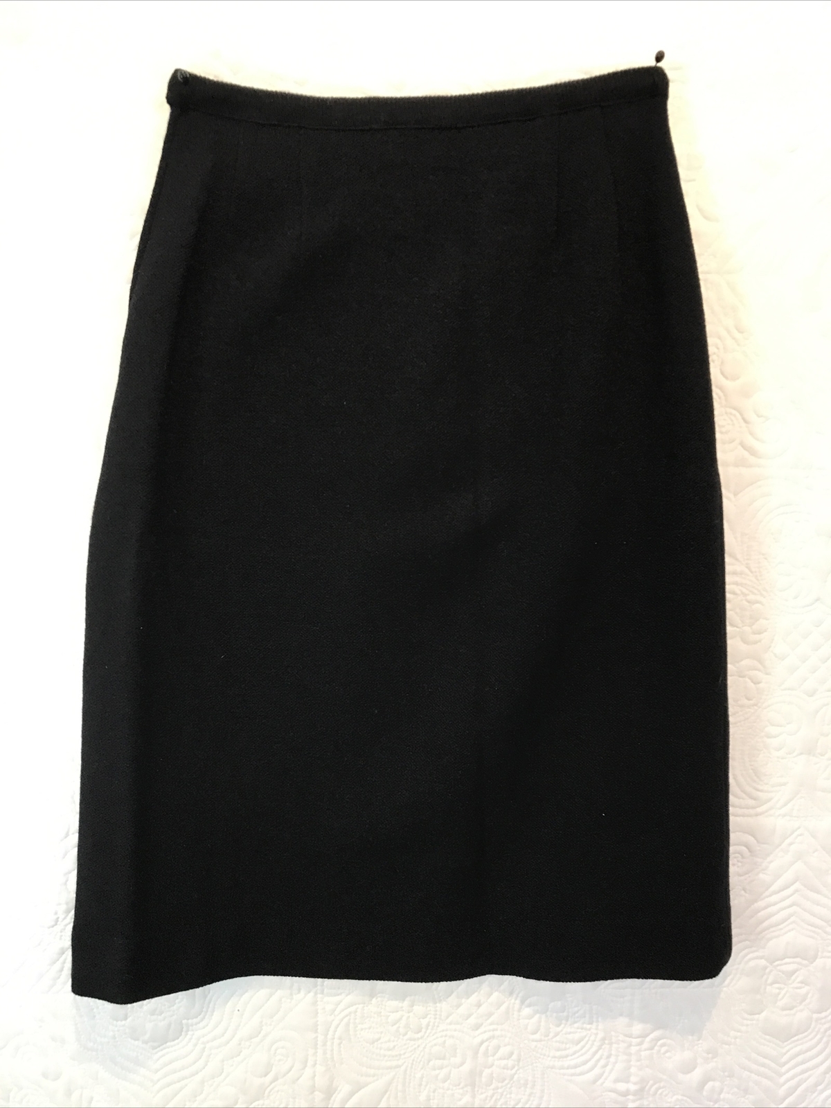 Vintage 1950s/60’s Women’s 2 Pc knit Sweater Skirt set Black White Greek Key