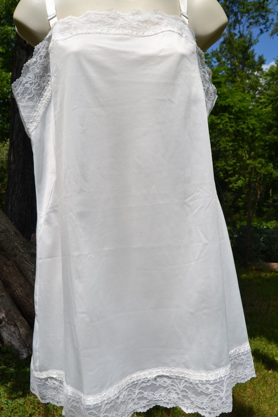 White Mini slip by Movie Star. Size 36 Sht/Sht