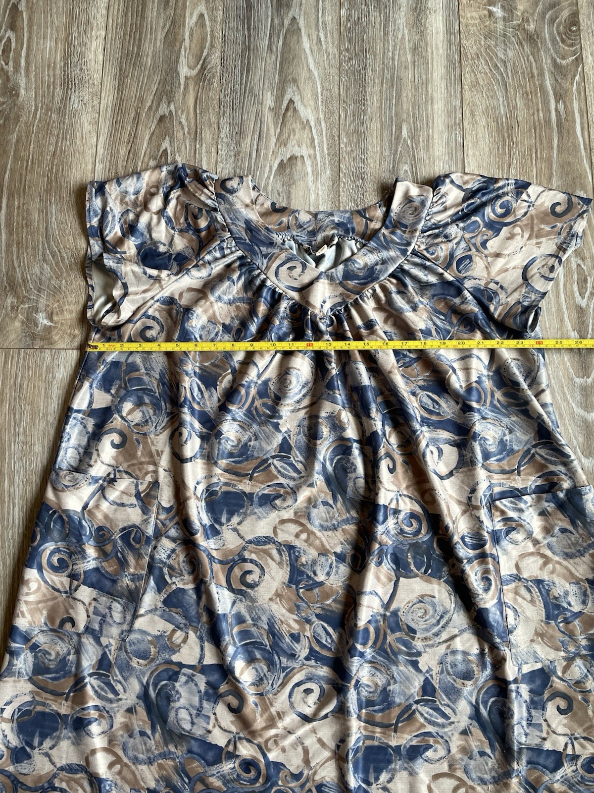 VTG KALAMA 2X House Dress Blue Beige SWIRLING ABSTRACT Mumu Lounge V- Neck