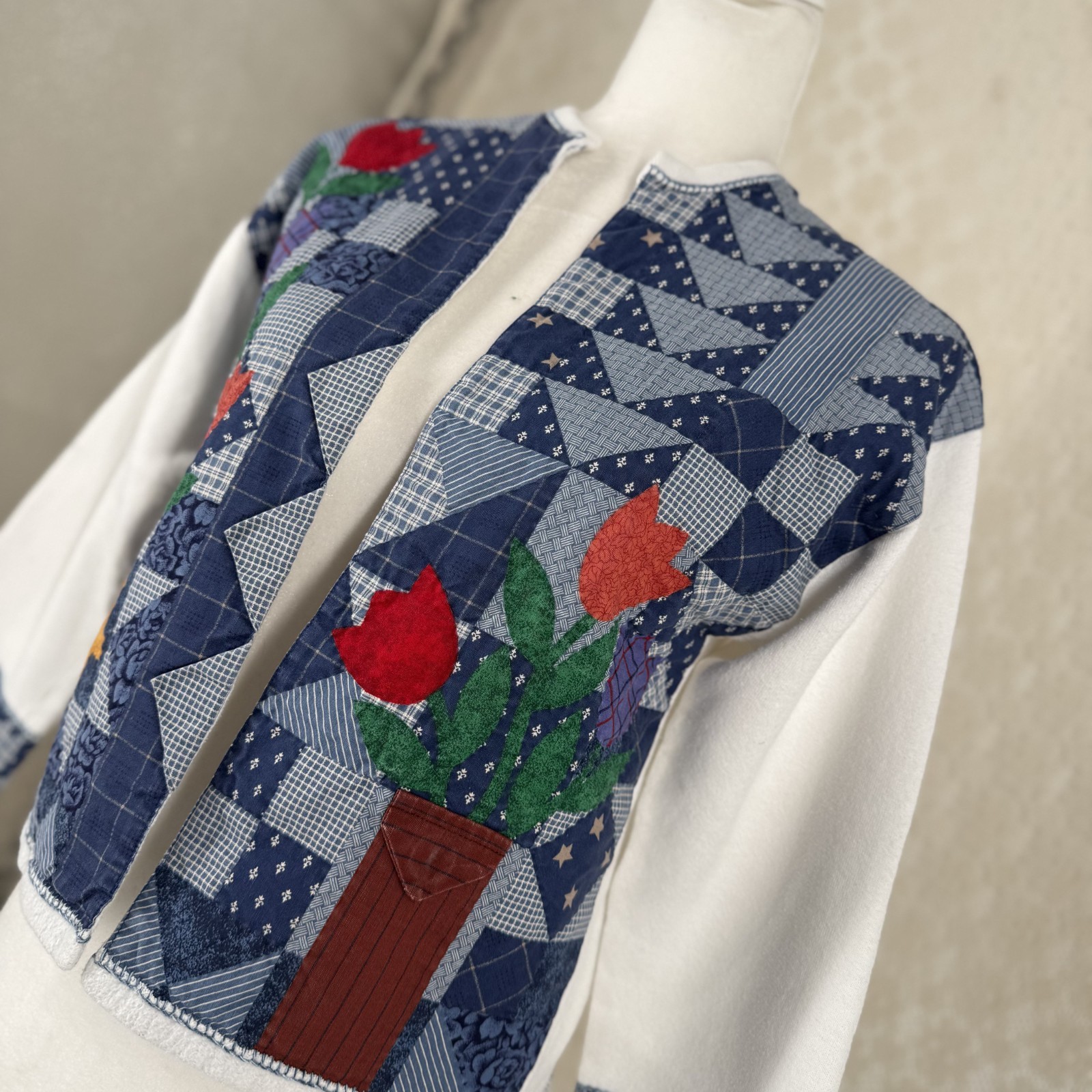 VTG Handmade Quilt Patchwork Sweater Jacket Cottagecore Teacher Folk Flowers SM