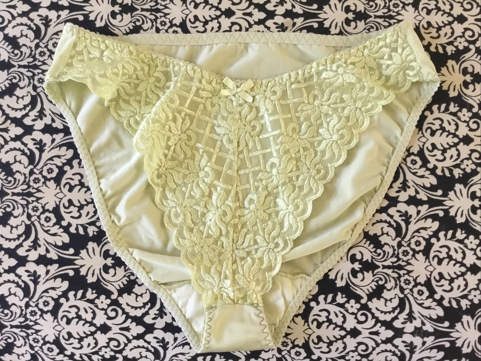 Vintage Lemon/Lime Yellow Lace Second Skin High Cut Leg Panties XL Nylon