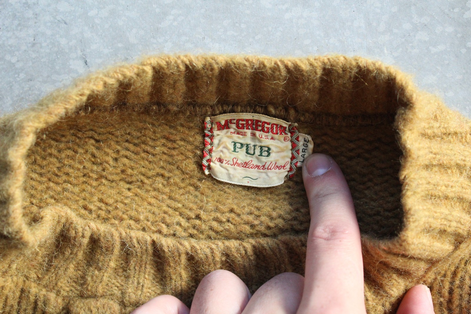 Vintgage 1950s Mcgregor Pub Shetlandwool mustard yellow knit sweater mens sz L