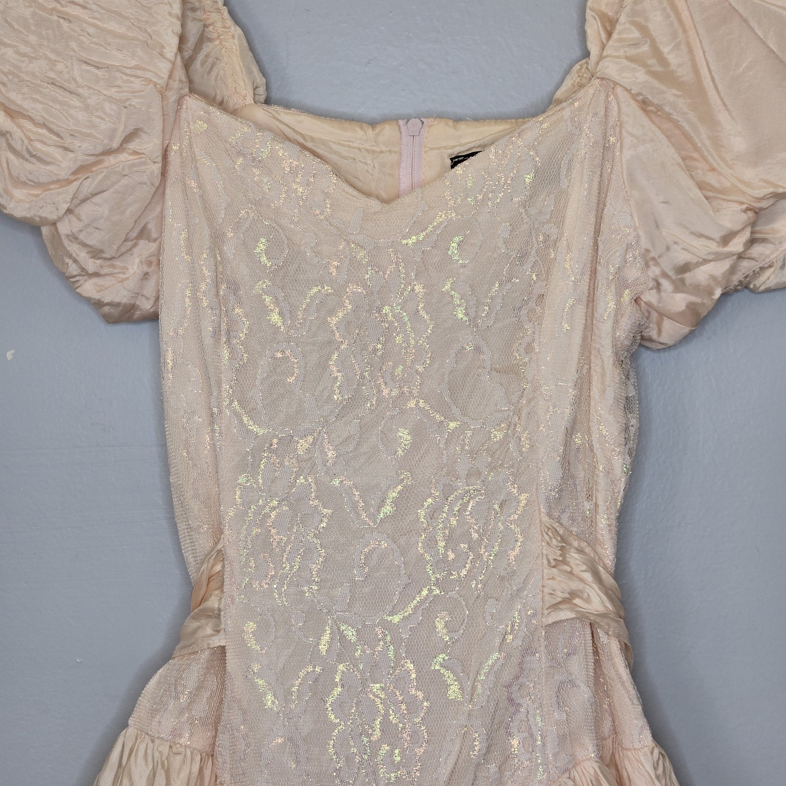 Vtg 80s Mayvens of California Iridescent Peach Pink Lace Puff Sleeve Prom Dress