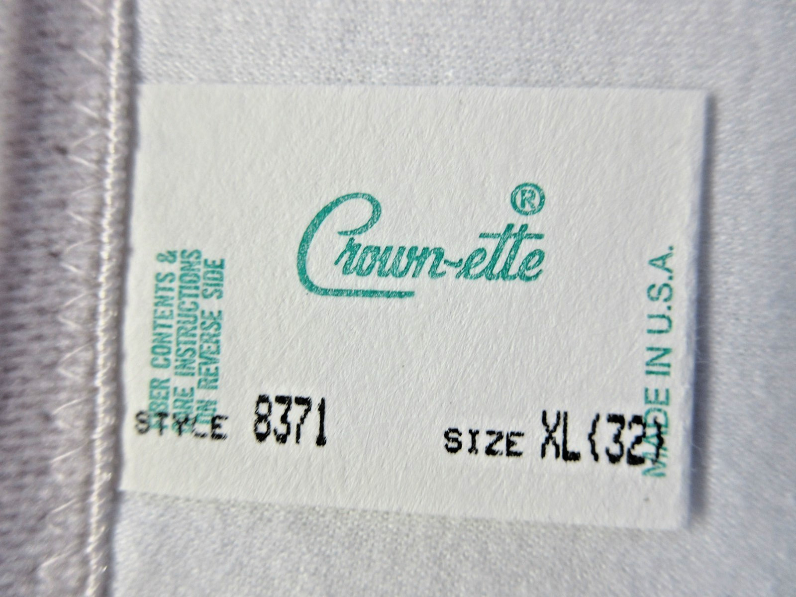 Vintage Crown-ette Style 8371 Girdle Waist Trainer Corset White Size XL (32)