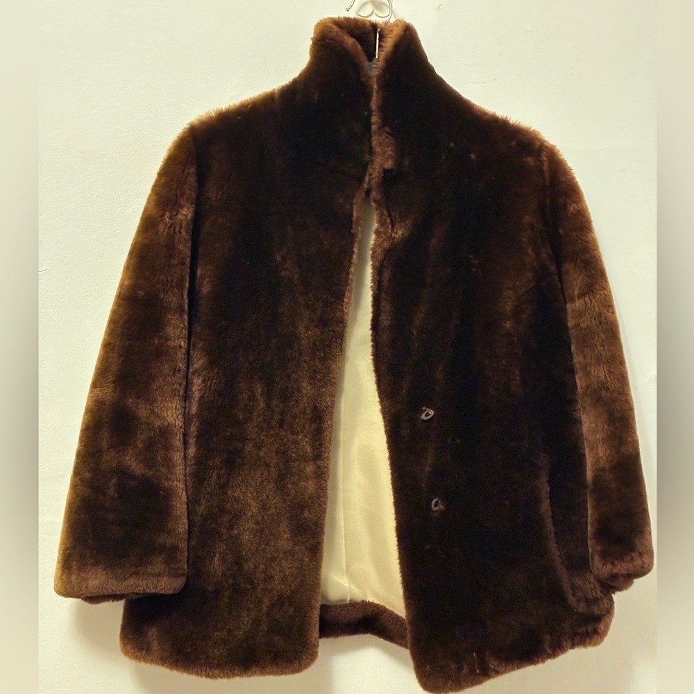 EUC Vintage Plush Brown Faux Fur Coat Small