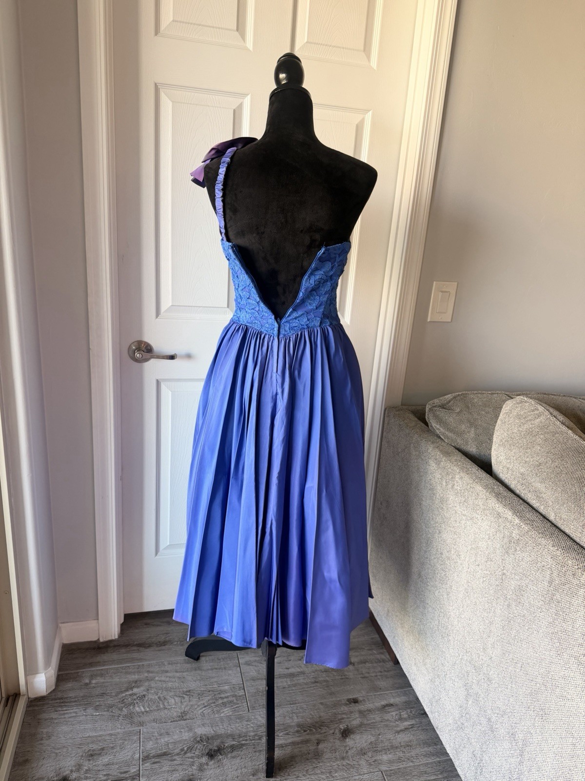 Vintage 1980s HW Collections One Shoulder Blue Purple Lace Satin Ball Gown 5-6