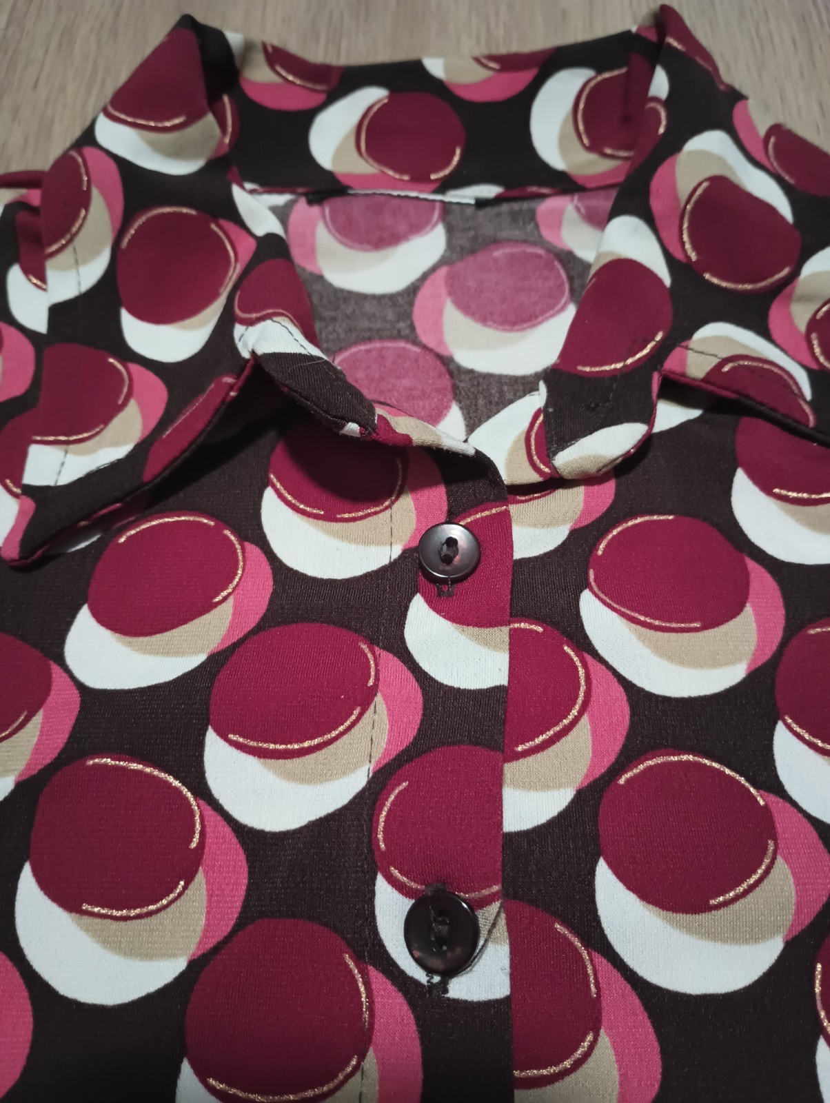 Vtg 70s Burgundy Gold Metallic Psychedelic 3/4 Trumpet Sleeve Top Shirt MOD XS