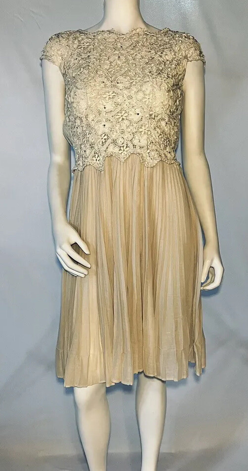 Vintage 1950s Carlye Ivory Lace Bodice Pearl Rhinestone Linen Pleated Dress XS