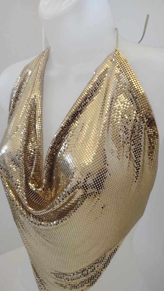 1970’s Women’s O/S Disco Gold Chainmail Metal Mesh Halter Top Belt & Purse 3 PCS
