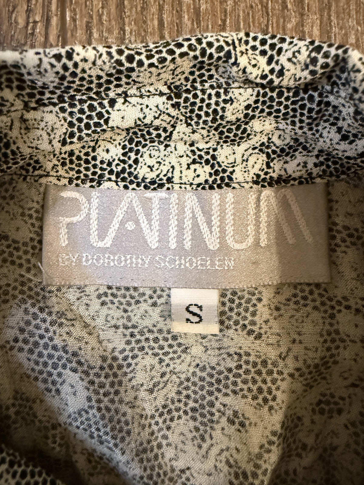 Vintage Platinum by Dorothy Schoelen Colorful Patterned Button Up Women’s Sz S