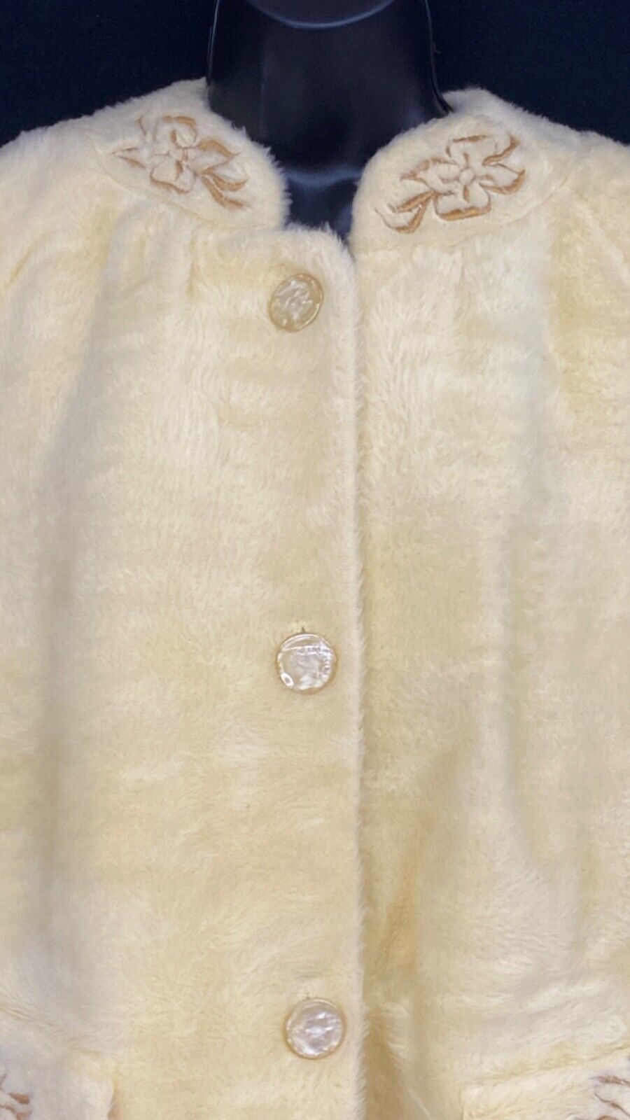Vintage 1960s light yellow plush robe, ivory fuzzy house coat NOS deadstock S