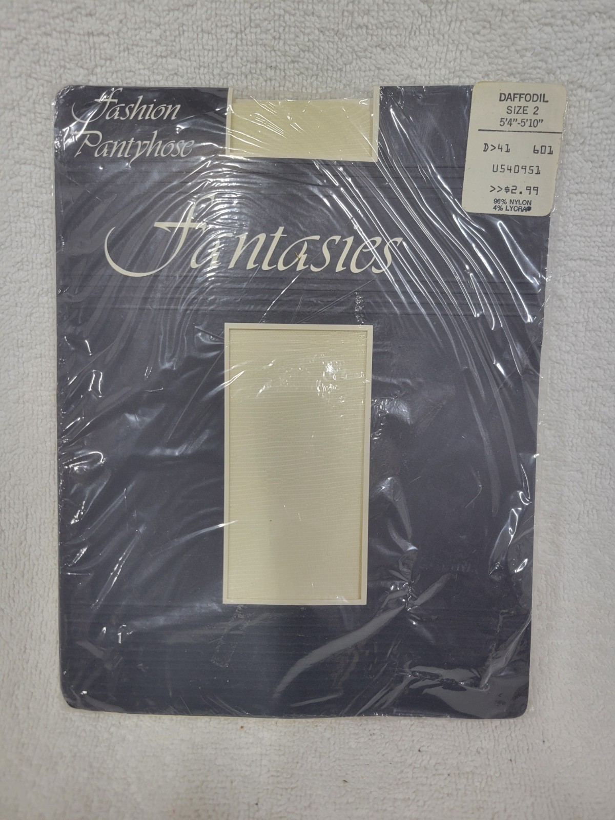Vintage Bradlees Fantasies Daffodil Print Pantyhose Size 2