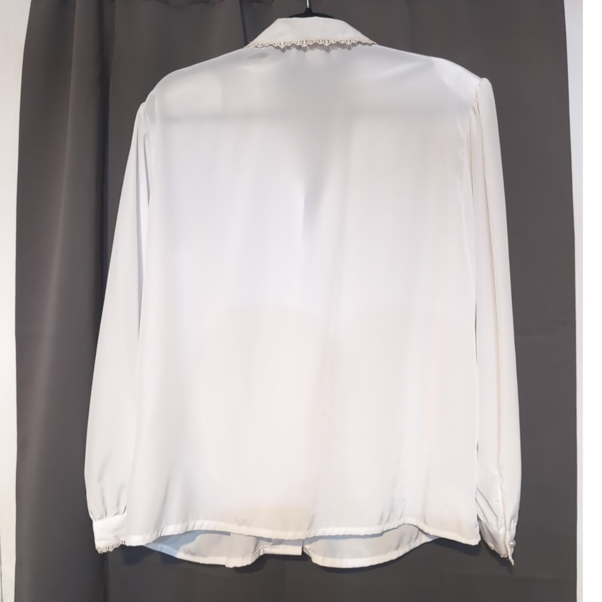 Impressions of California Vintage White Lace Pearl Button Blouse, Women’s Large