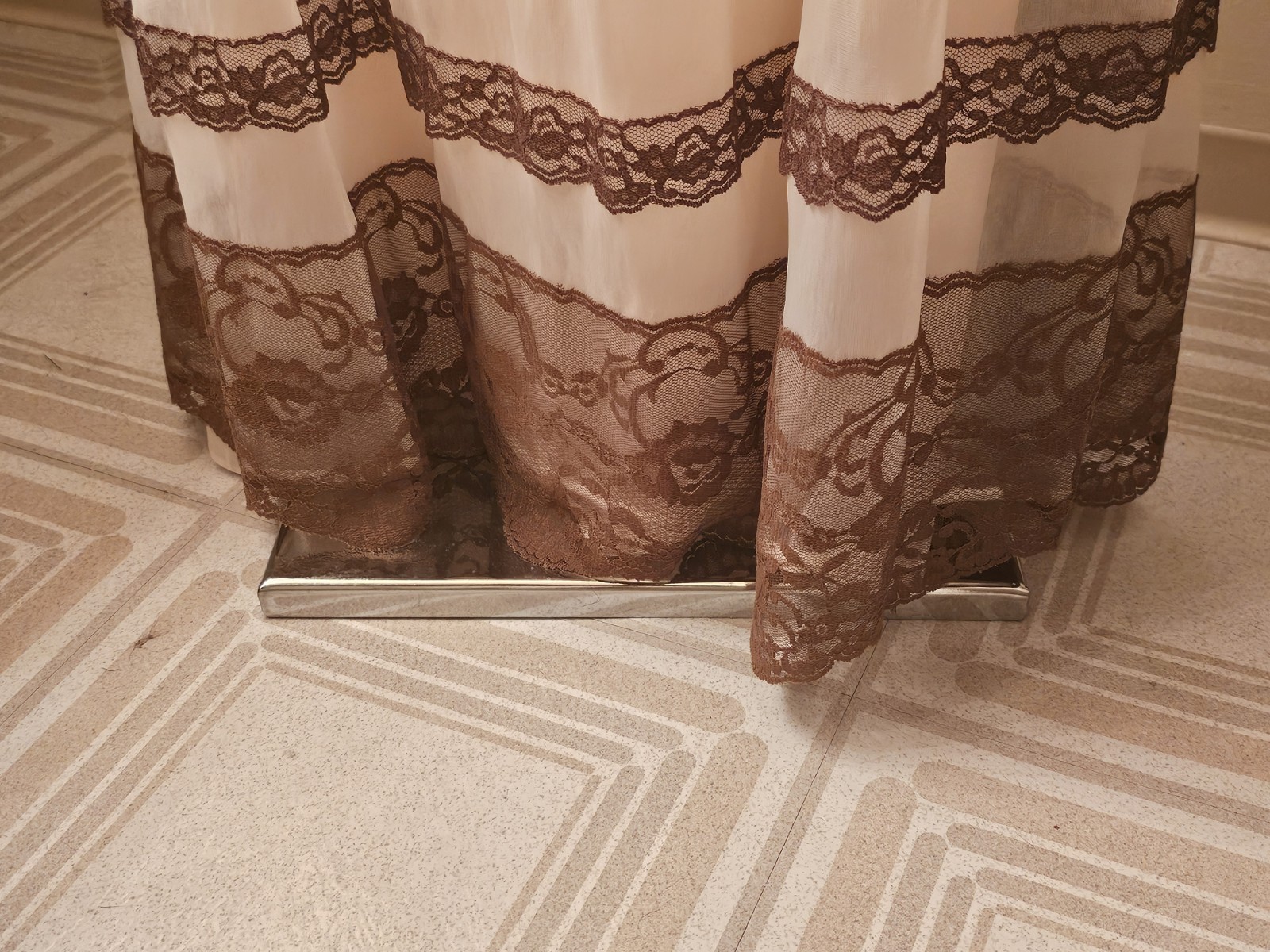 Vintage Jenelle Of California Peignoir Set Sz 4x Chiffon 3 Layer Mocha Lace Soft