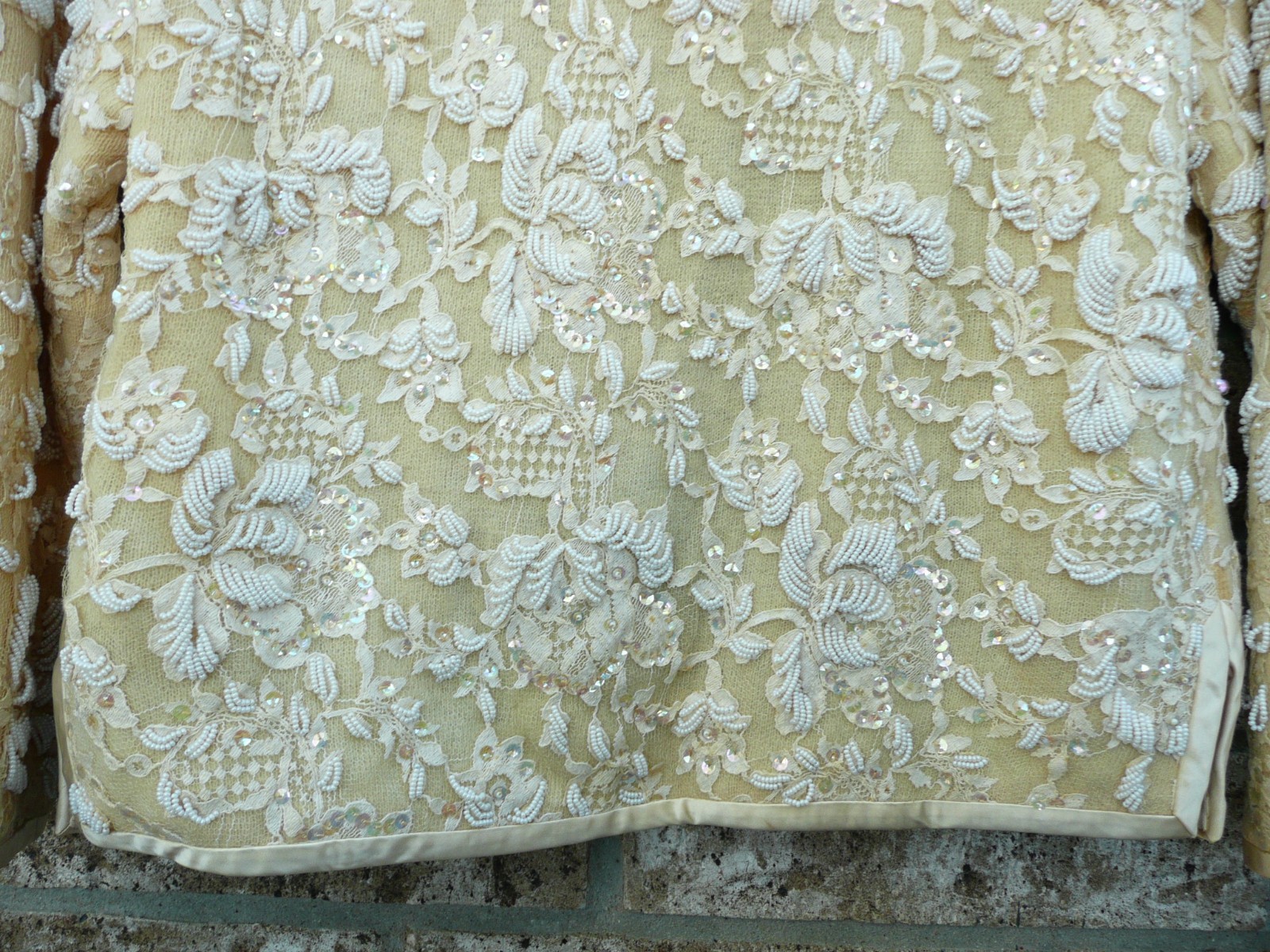 Vintage Golden Phoenix Distressed Ivory Hand Beaded Sweater Size 10 Lamb’s Wool