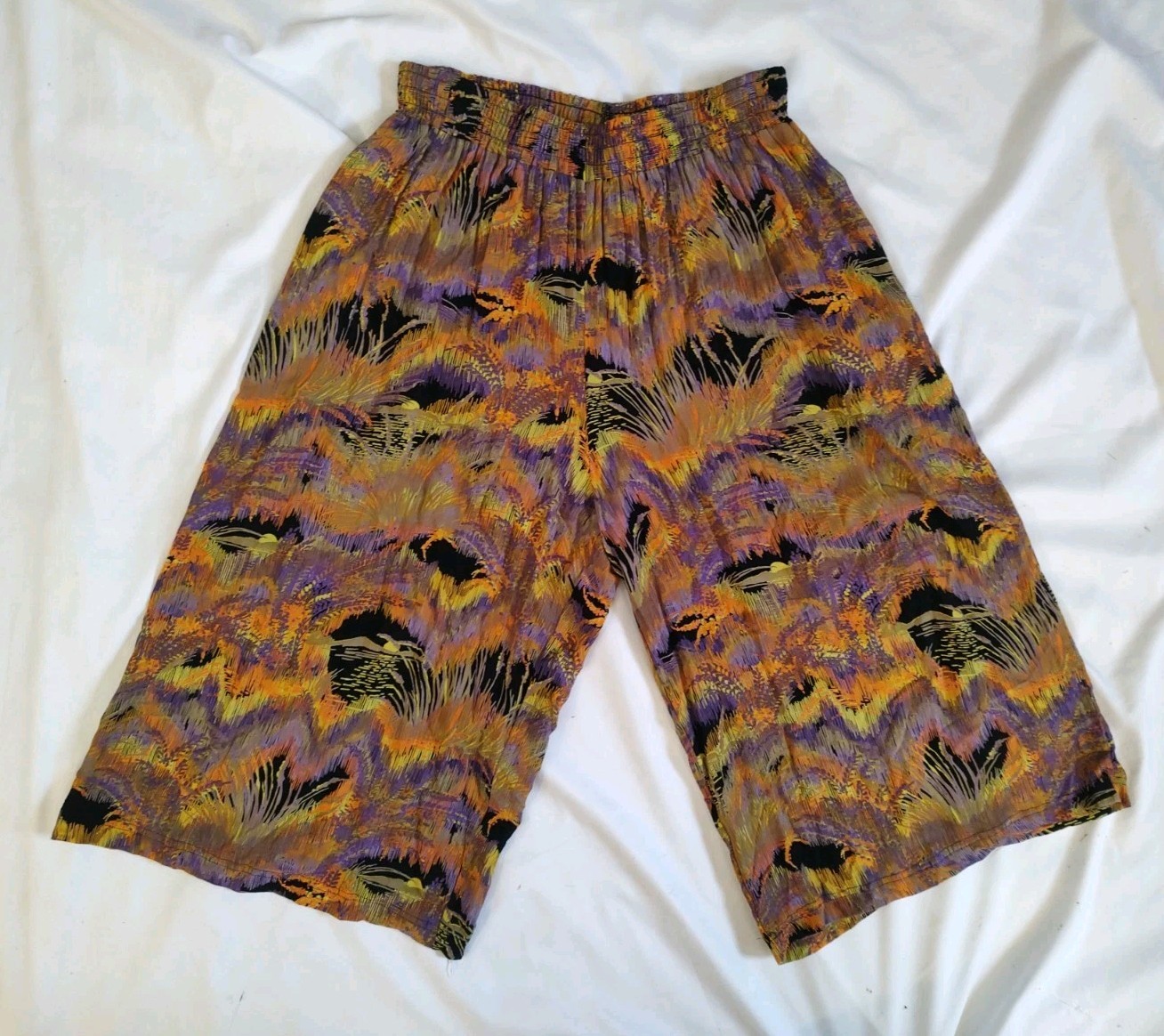90’s Vintage MA Studios Gaucho Pants Crop Length Rayon Boho Hippie Festival Sz M
