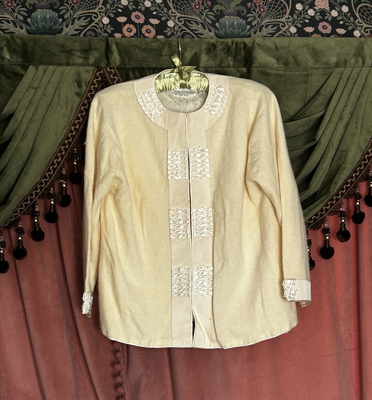 VTG c. 1960 Adolfo Saks Fifth Avenue Lambswool Angora Pearl Cardigan Sweater L