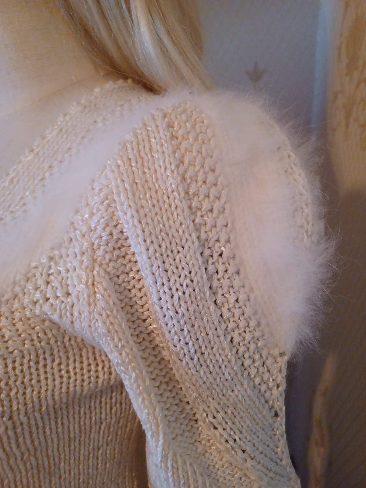 Vintage 1980s Hand-knit Ivory Angora Soft-Girl Sweater by Nannell