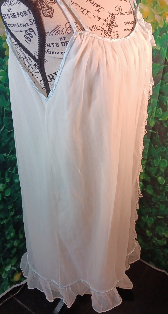 Dsigner Vintage White Blue Trim Nightgown Size Small #5527 Read Description