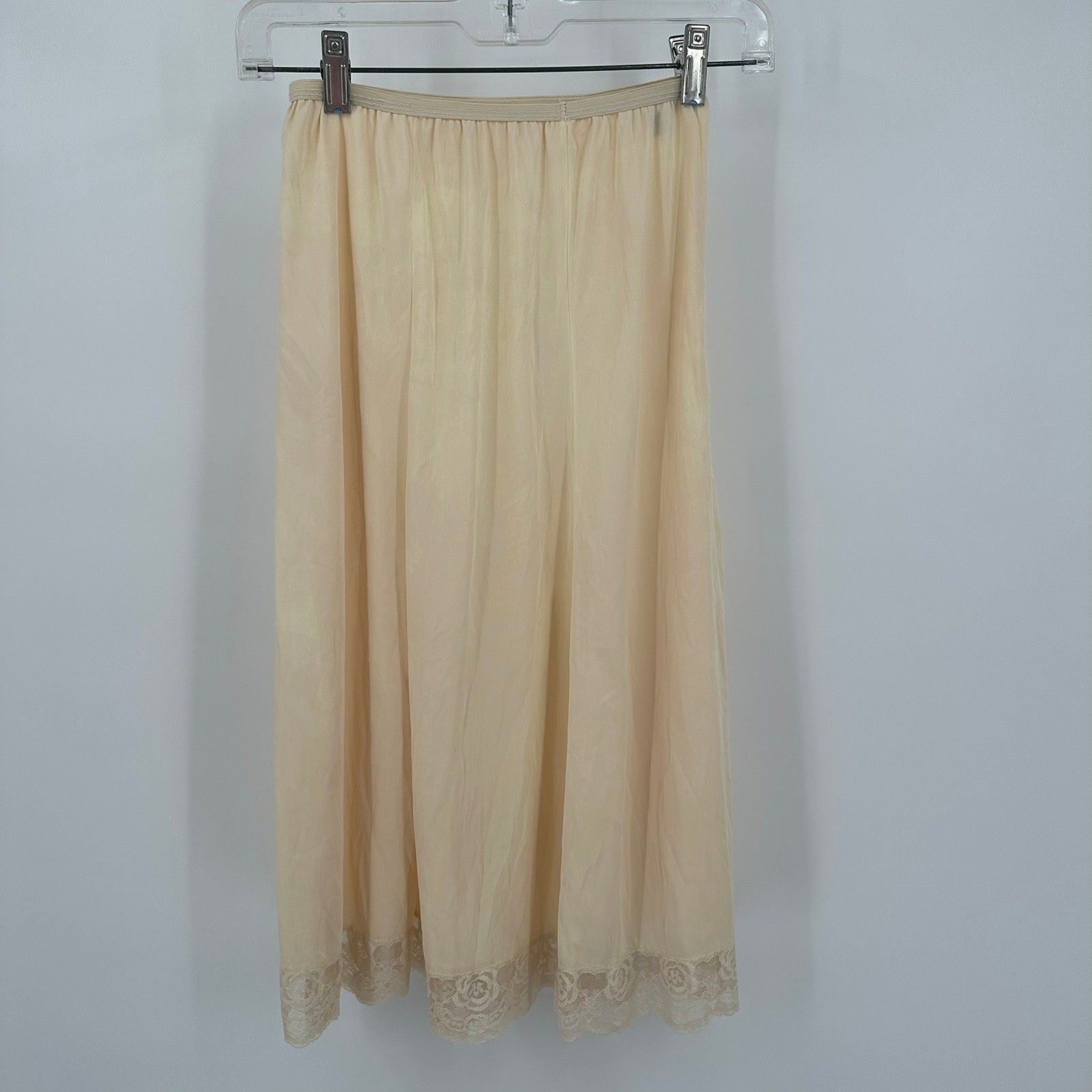 Vintage Neiman Marcus Women Half Slip Size M Beige Lace Trim Feminine Minimalist