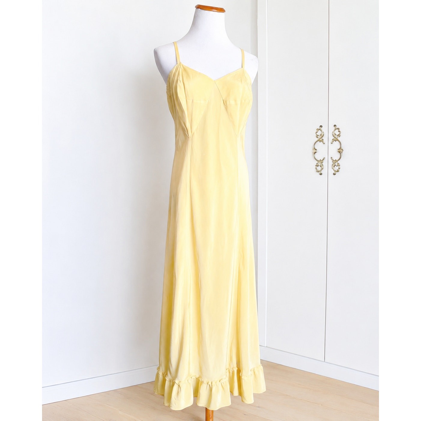 Antique 40s Buttercream Yellow slip dress Maxis SZ M/8 Soft Girl Coquette