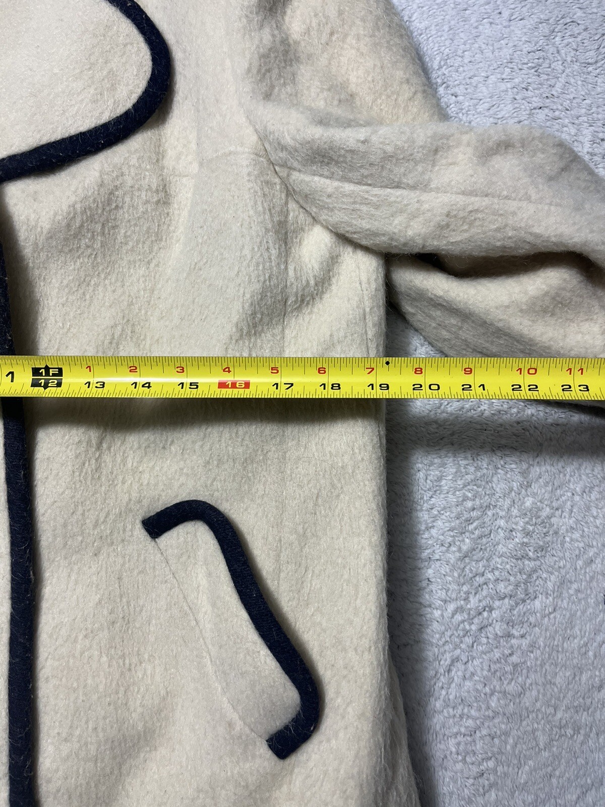 Vintage Pristine Lodenfrey 1842 Ivory Wool Outdoor Peacoat Australia Size 14.