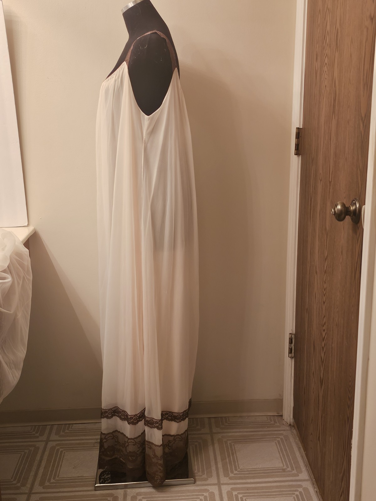 Vintage Jenelle Of California Peignoir Set Sz 4x Chiffon 3 Layer Mocha Lace Soft